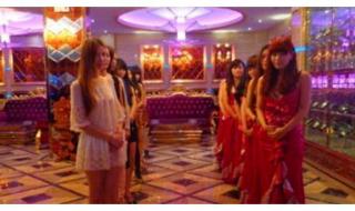 新野皇家一号国际洗浴中心到底几层 郑州皇家一号老板