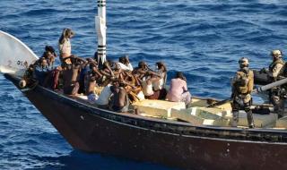 中国海军抓获海盗 中国海军抓获海盗